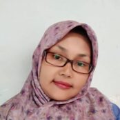 2. Ms. Anna (kepala sekolah)